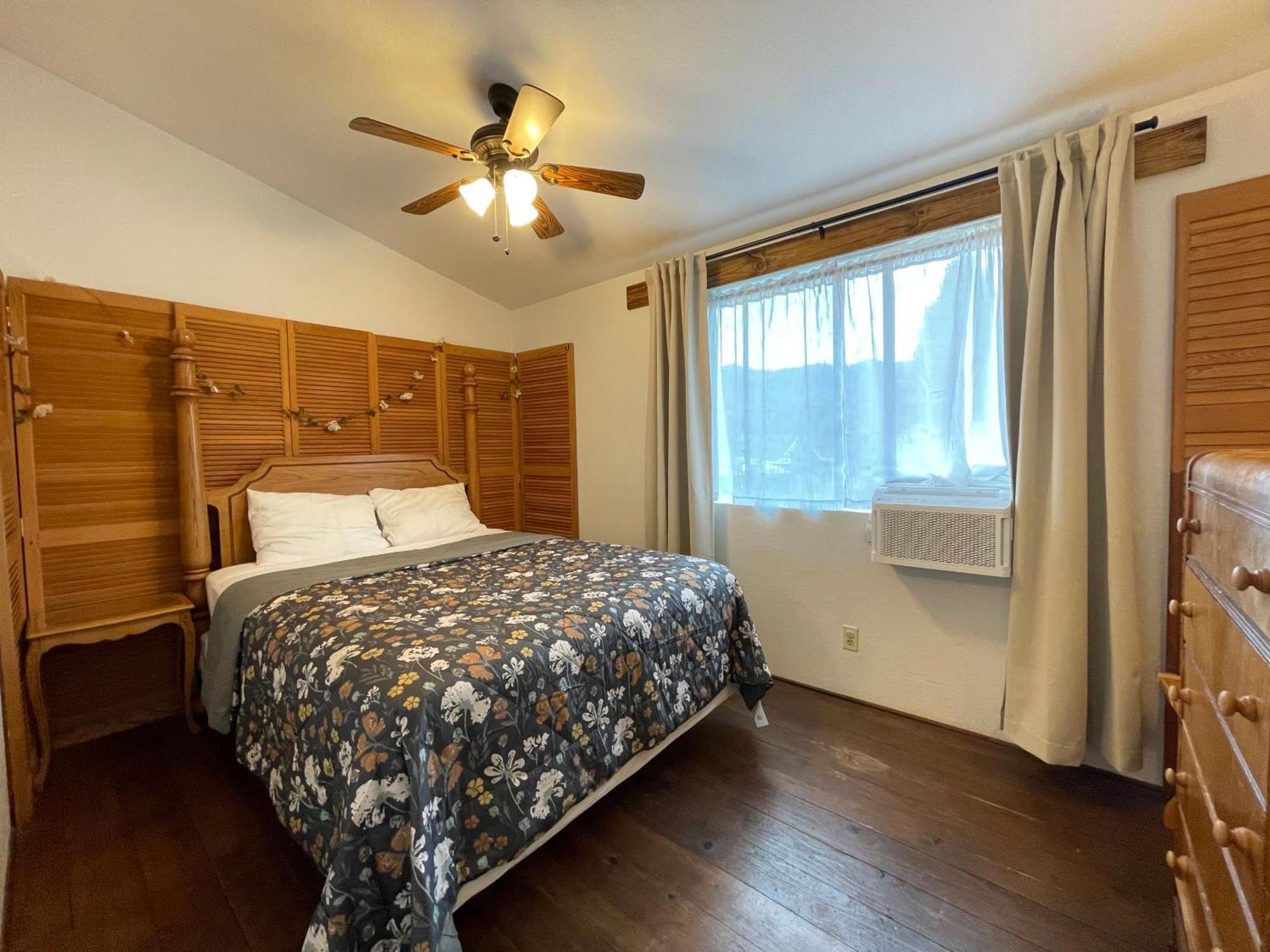 Sierra Mountain Lodge - Vacation Rentals - Yosemite Ahwahnee Zewnętrze zdjęcie