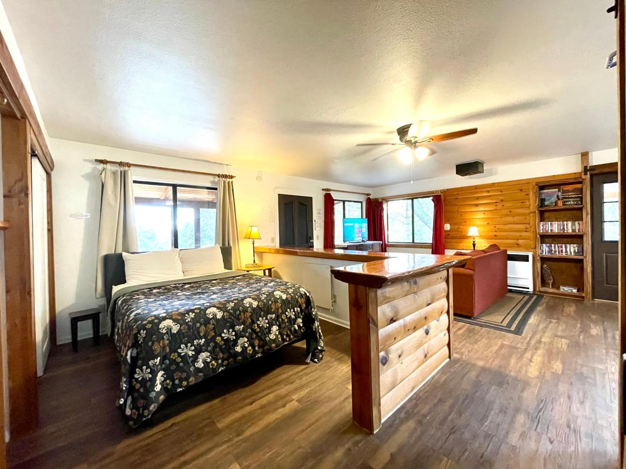 Sierra Mountain Lodge - Vacation Rentals - Yosemite Ahwahnee Zewnętrze zdjęcie