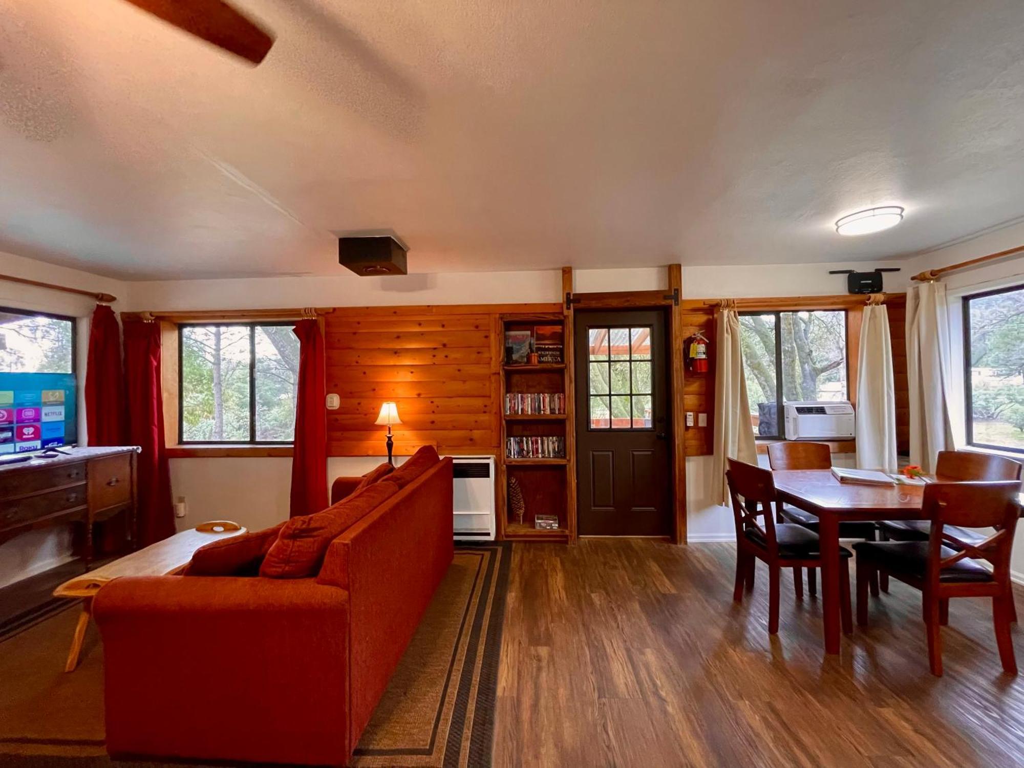 Sierra Mountain Lodge - Vacation Rentals - Yosemite Ahwahnee Zewnętrze zdjęcie
