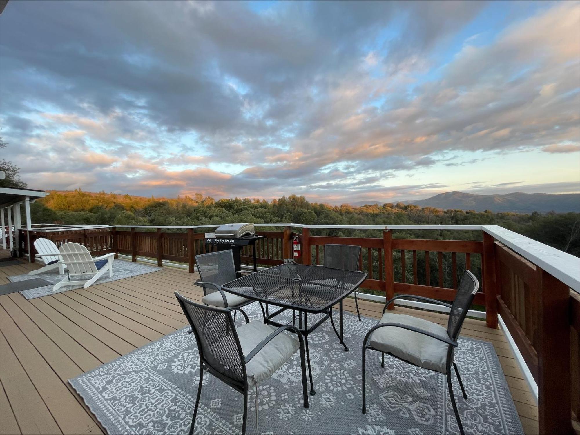 Sierra Mountain Lodge - Vacation Rentals - Yosemite Ahwahnee Zewnętrze zdjęcie